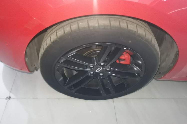 Used Hima AITO M5 2025 Extended-Range Ultra All-Wheel-Drive Version Left Front Wheel Hub
