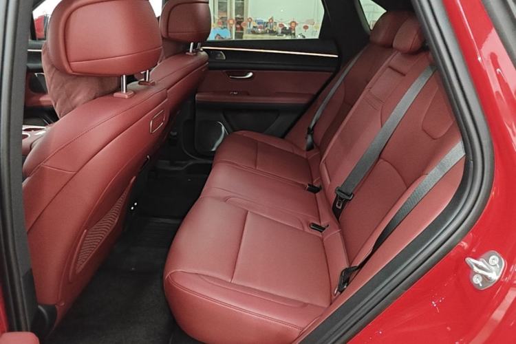 Used Hima AITO M5 2025 Extended-Range Ultra All-Wheel-Drive Version Left Rear Seat