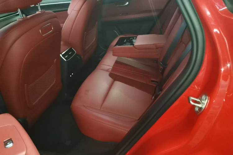 Used Hima AITO M5 2025 Extended-Range Ultra All-Wheel-Drive Version Left Rear Seat