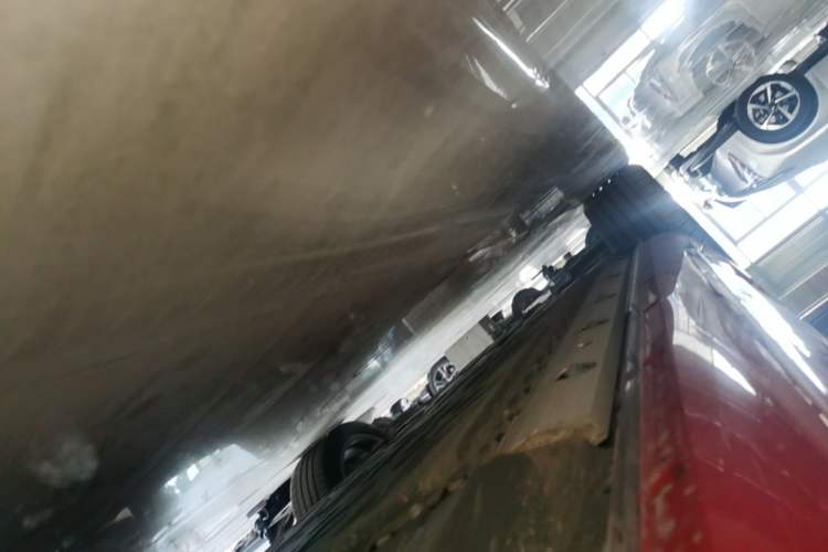Used Hima AITO M5 2025 Extended-Range Ultra All-Wheel-Drive Version Left Side Sill