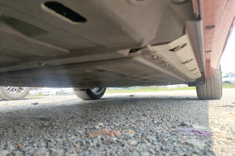 Used Hima AITO M5 2025 Extended-Range Ultra All-Wheel-Drive Version Left Side Sill