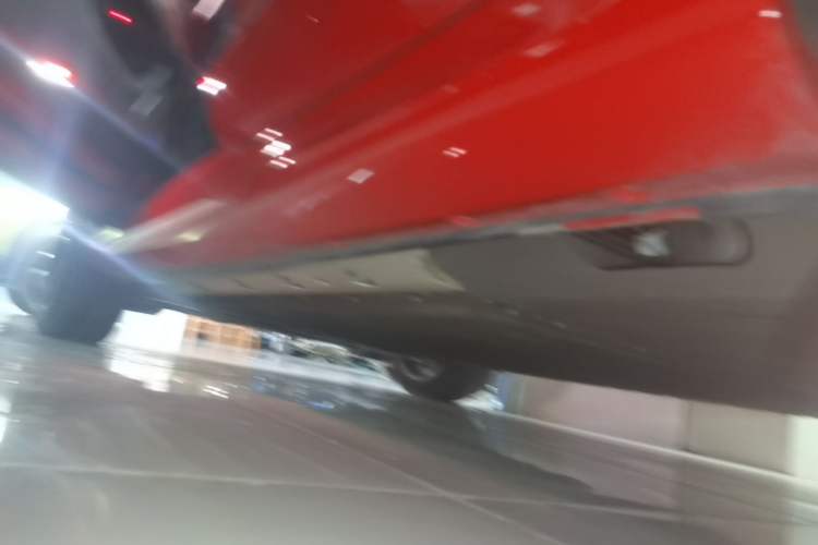 Used Hima AITO M5 2025 Extended-Range Ultra All-Wheel-Drive Version Left Side Sill