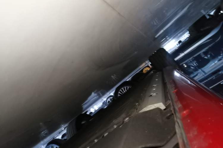 Used Hima AITO M5 2025 Extended-Range Ultra All-Wheel-Drive Version Left Side Sill