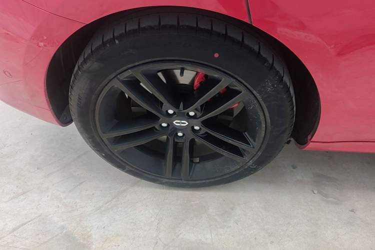 Used Hima AITO M5 2025 Extended-Range Ultra All-Wheel-Drive Version Right Rear Wheel Hub