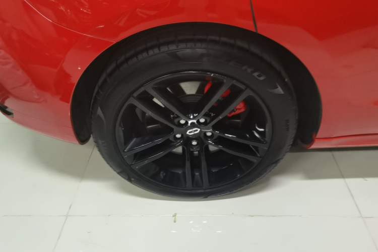 Used Hima AITO M5 2025 Extended-Range Ultra All-Wheel-Drive Version Right Rear Wheel Hub