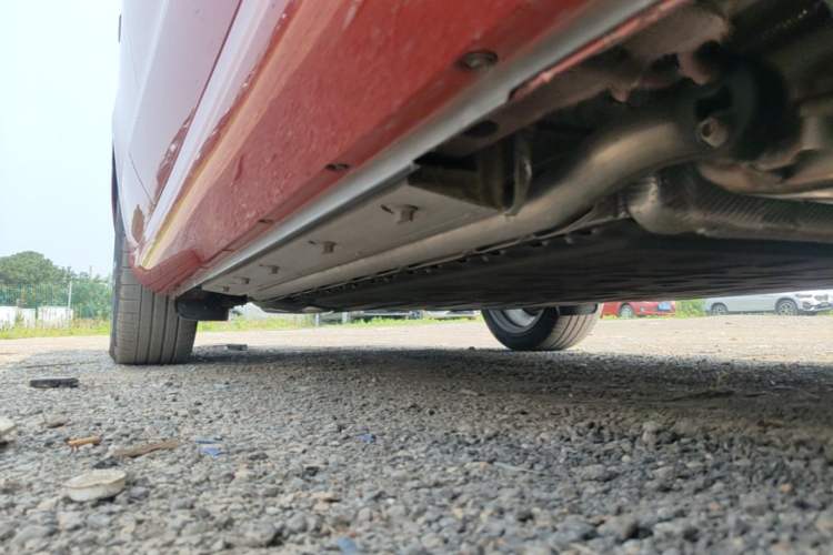 Used Hima AITO M5 2025 Extended-Range Ultra All-Wheel-Drive Version Right Side Sill