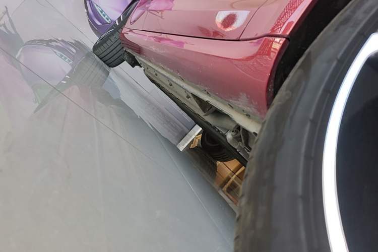 Used Hima AITO M5 2025 Extended-Range Ultra Rear-Wheel-Drive Version Right Side Sill