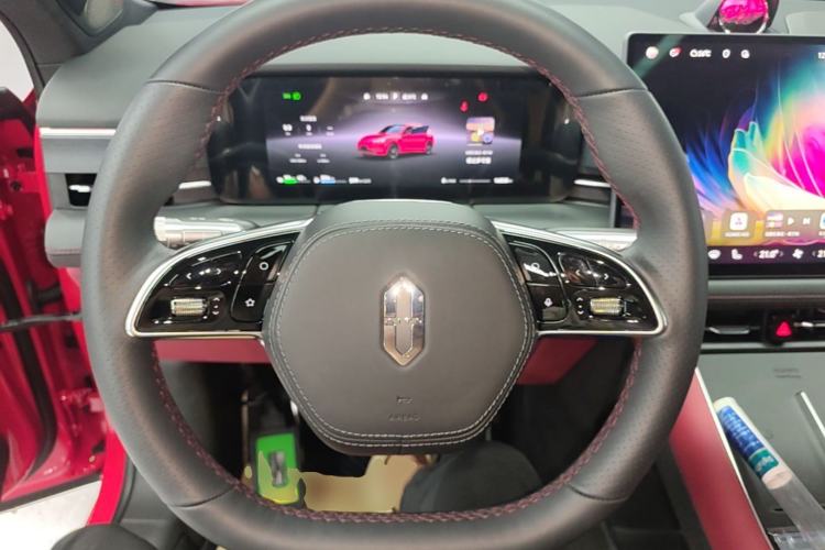 Used Hima AITO M5 2025 Extended-Range Ultra All-Wheel-Drive Version Steering Wheel