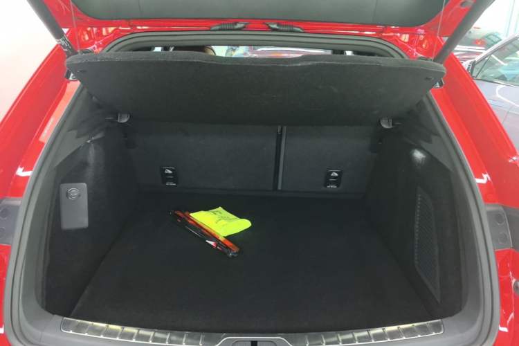 Used Hima AITO M5 2025 Extended-Range Ultra All-Wheel-Drive Version Trunk