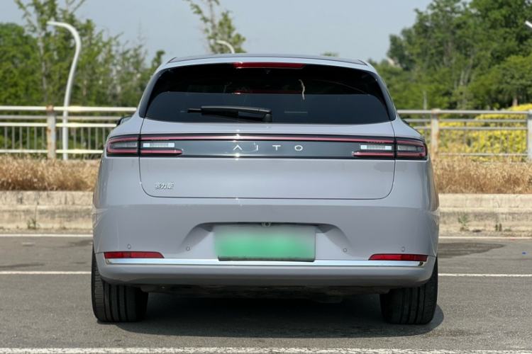 Used Hima AITO M5 2025 Extended-Range Ultra Rear-Wheel-Drive Version Exterior 3