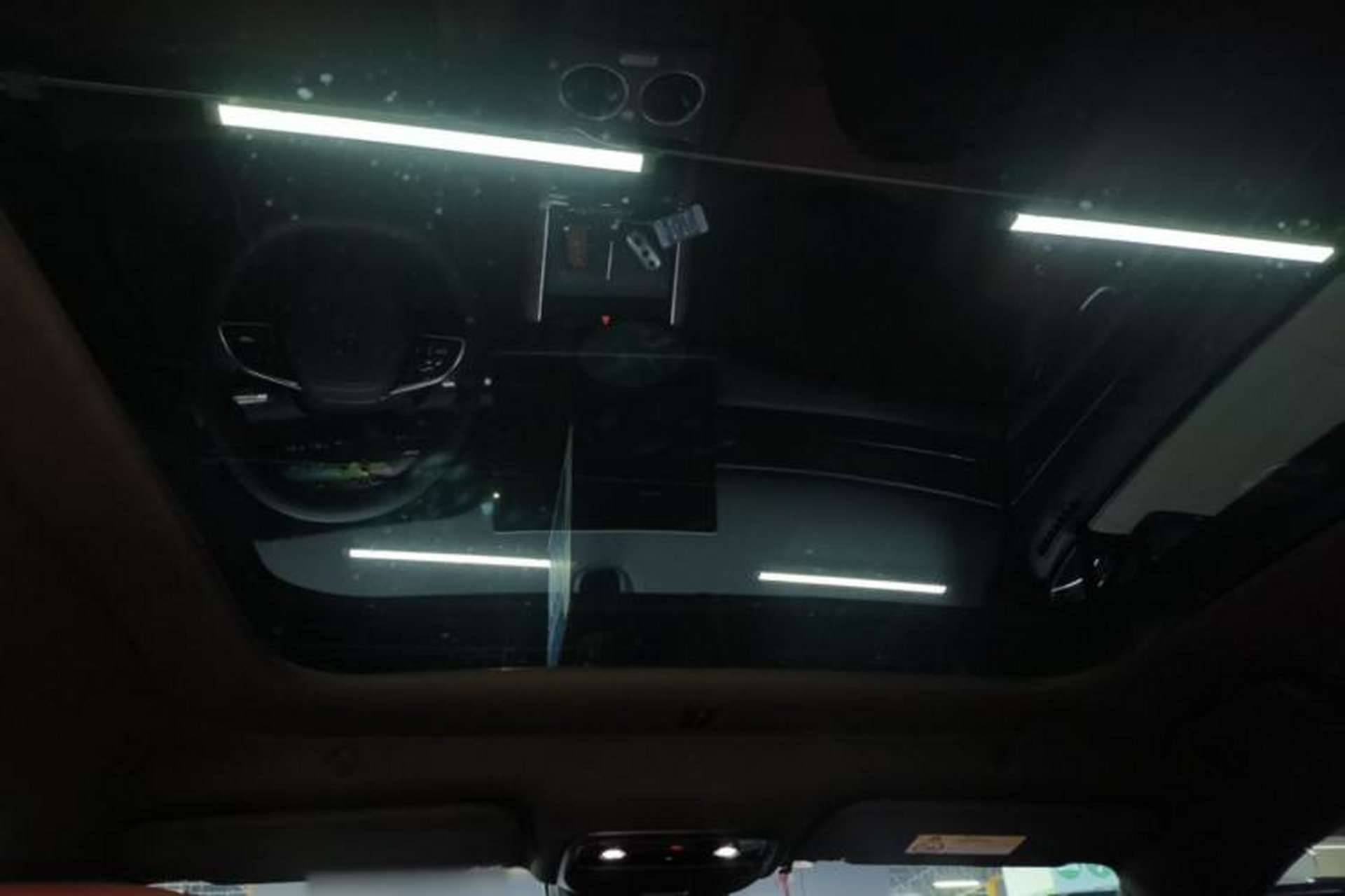 Used Hima AITO M5 2025 Extended-Range Ultra Rear-Wheel-Drive Version Headliner