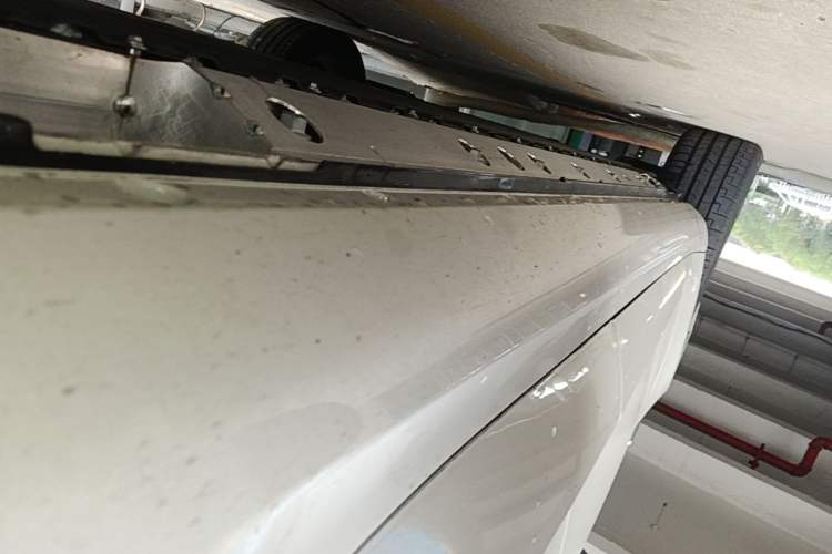 Used Hima AITO M5 2025 All-Electric Ultra Rear-Wheel-Drive Version Left Side Sill