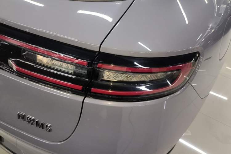 Used Hima AITO M5 2025 Extended-Range Ultra Rear-Wheel-Drive Version Right Rear Taillight