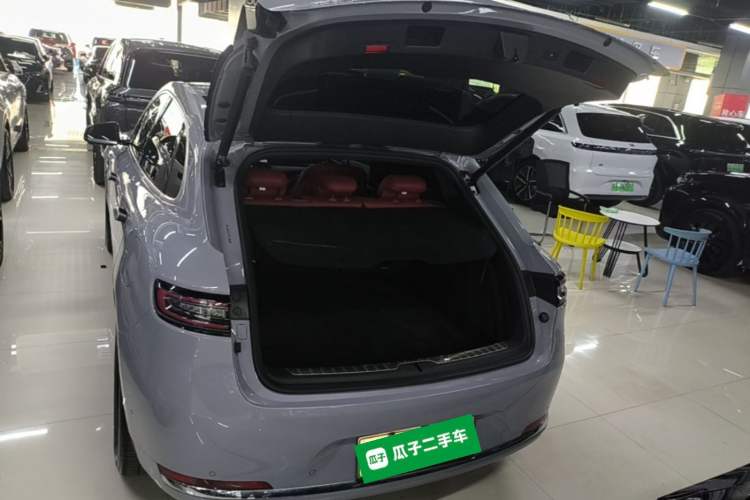 Used Hima AITO M5 2025 Extended-Range Ultra Rear-Wheel-Drive Version Trunk
