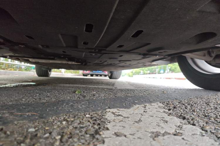 Used Hima AITO M5 2025 Extended-Range Ultra Rear-Wheel-Drive Version Chassis Front