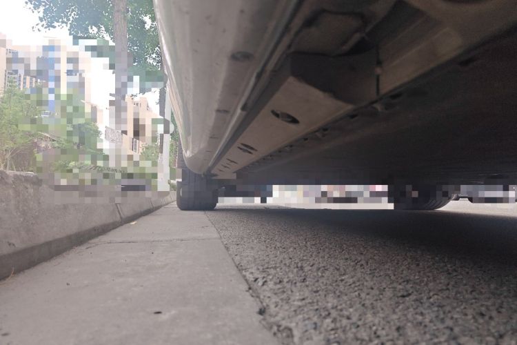 Used Hima AITO M5 2025 All-Electric Ultra Rear-Wheel-Drive Version Chassis Front Right
