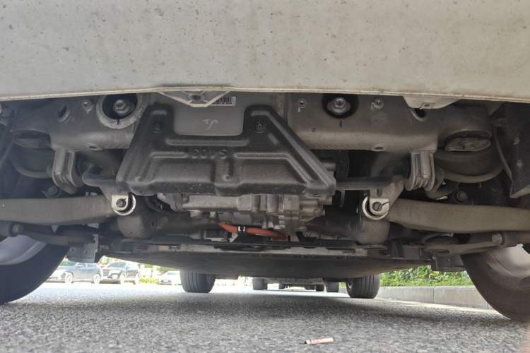Used Hima AITO M5 2025 All-Electric Ultra Rear-Wheel-Drive Version Chassis Rear