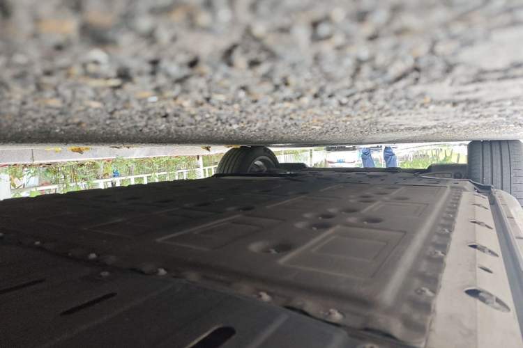 Used Hima AITO M5 2025 Extended-Range Ultra Rear-Wheel-Drive Version Chassis Rear Left