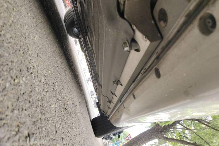 Used Hima AITO M5 2025 All-Electric Ultra Rear-Wheel-Drive Version Chassis Rear Right