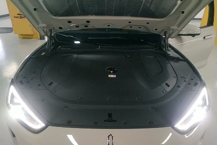 Used Hima AITO M5 2025 Extended-Range Ultra All-Wheel-Drive Version Engine Bay