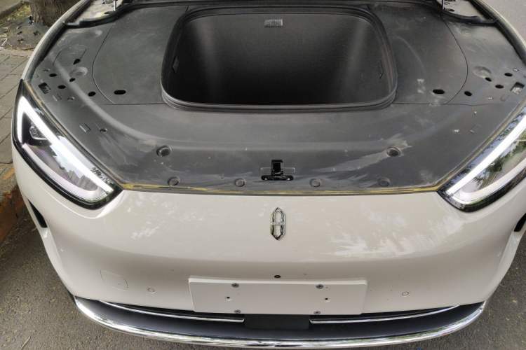 Used Hima AITO M5 2025 All-Electric Ultra Rear-Wheel-Drive Version Engine Bay