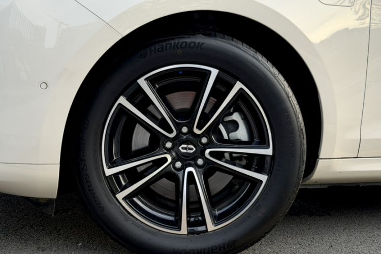 Used Hima AITO M5 2025 Extended-Range Ultra Rear-Wheel-Drive Version Exterior 2