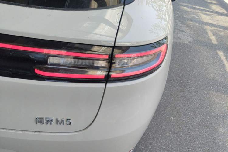 Used Hima AITO M5 2025 Extended-Range Ultra All-Wheel-Drive Version Exterior 3
