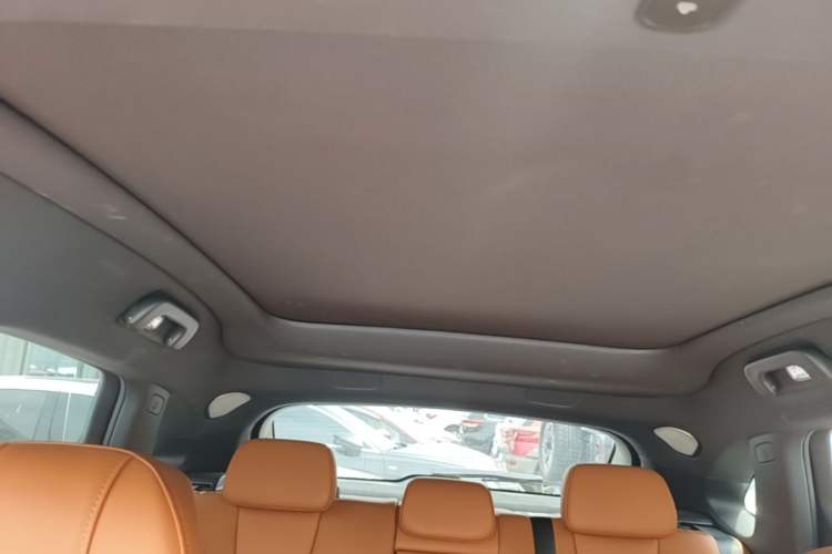 Used Hima AITO M5 2025 Extended-Range Ultra All-Wheel-Drive Version Headliner