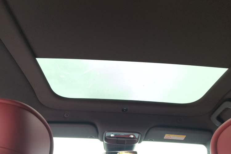 Used Hima AITO M5 2025 Extended-Range Ultra All-Wheel-Drive Version Headliner