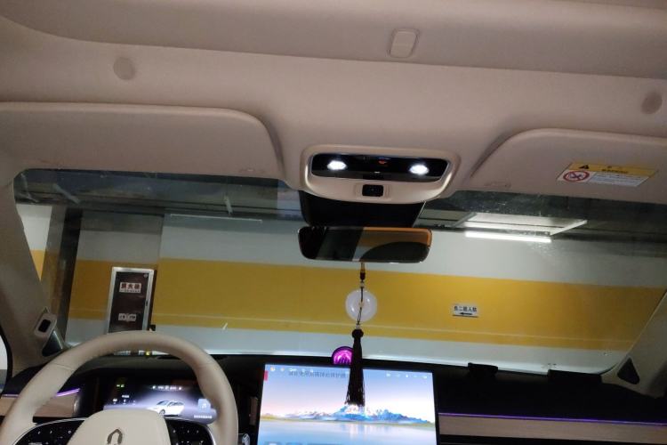 Used Hima AITO M5 2025 Extended-Range Ultra Rear-Wheel-Drive Version Headliner