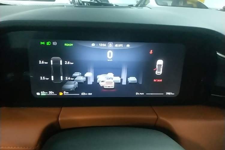 Used Hima AITO M5 2025 Extended-Range Ultra All-Wheel-Drive Version Instrument Cluster