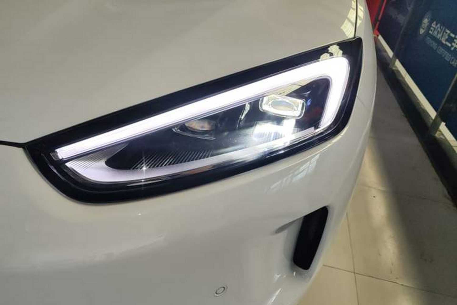 Used Hima AITO M5 2025 Extended-Range Ultra Rear-Wheel-Drive Version Left Front Headlight