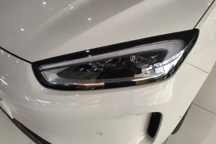 Used Hima AITO M5 2025 Extended-Range Ultra All-Wheel-Drive Version Left Front Headlight