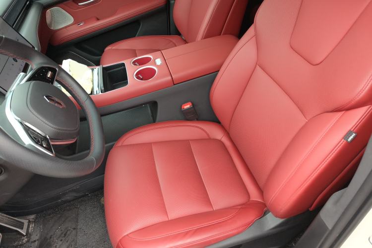 Used Hima AITO M5 2025 Extended-Range Ultra All-Wheel-Drive Version Left Front Seat