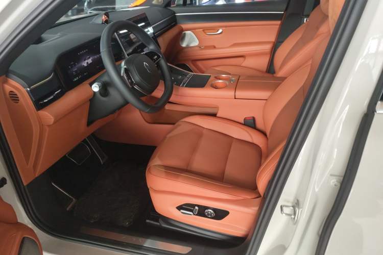 Used Hima AITO M5 2025 Extended-Range Ultra All-Wheel-Drive Version Left Front Seat