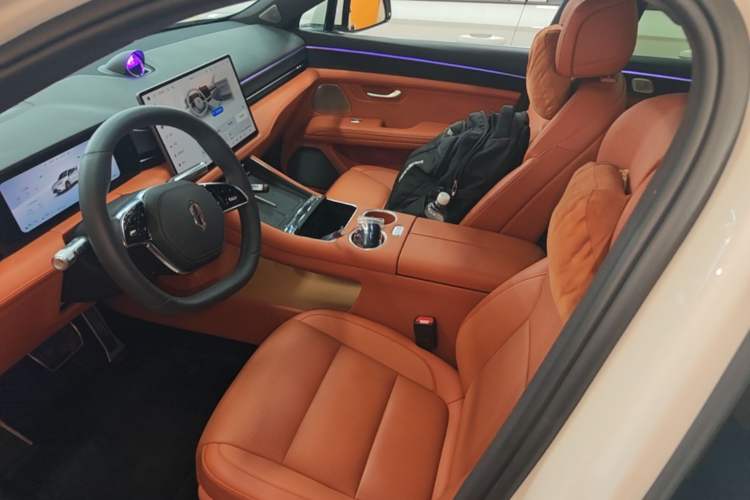 Used Hima AITO M5 2025 Extended-Range Ultra All-Wheel-Drive Version Left Front Seat