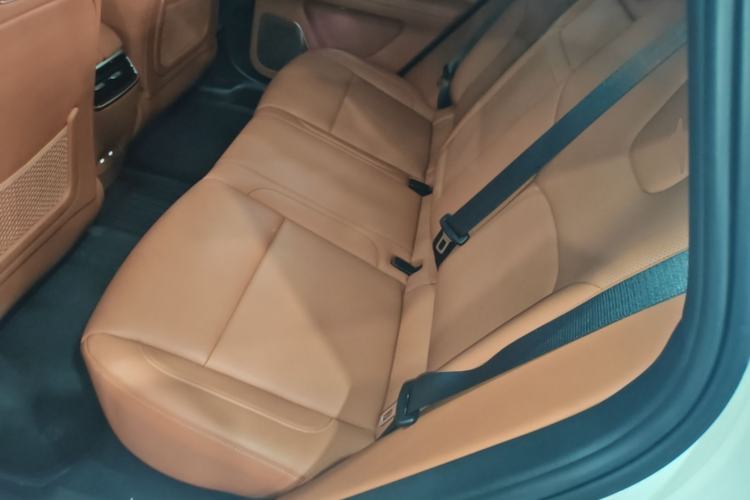 Used Hima AITO M5 2025 Extended-Range Ultra All-Wheel-Drive Version Left Rear Seat