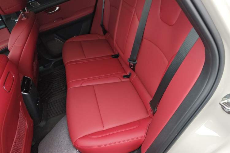 Used Hima AITO M5 2025 Extended-Range Ultra Rear-Wheel-Drive Version Left Rear Seat