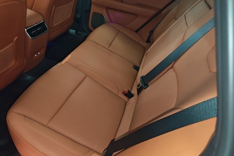 Used Hima AITO M5 2025 Extended-Range Ultra All-Wheel-Drive Version Left Rear Seat