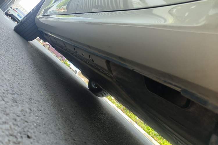 Used Hima AITO M5 2025 Extended-Range Ultra Rear-Wheel-Drive Version Left Side Sill