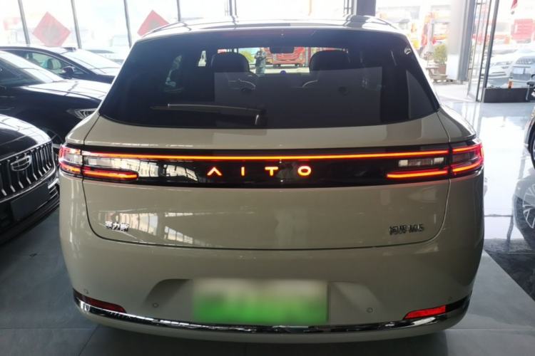 Used Hima AITO M5 2025 Extended-Range Ultra All-Wheel-Drive Version Rear