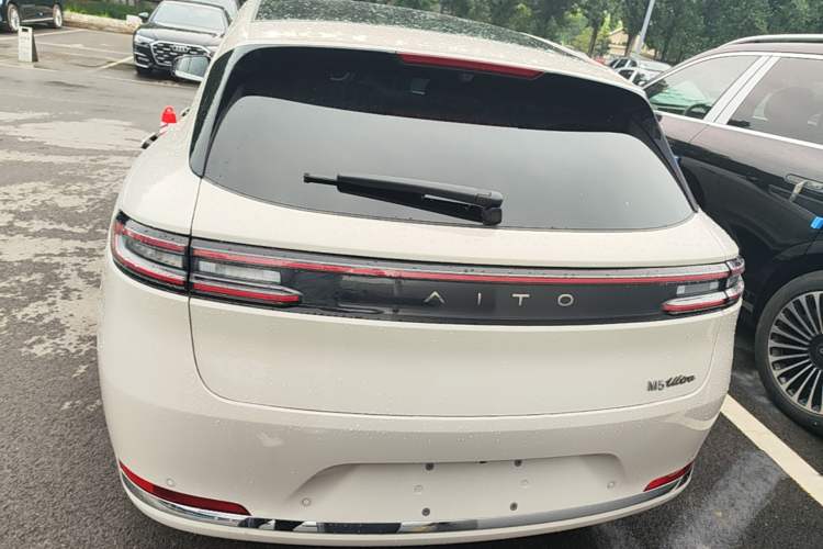 Used Hima AITO M5 2025 Extended-Range Ultra Rear-Wheel-Drive Version Rear