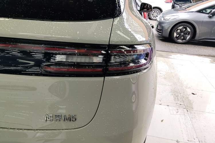 Used Hima AITO M5 2025 Extended-Range Ultra Rear-Wheel-Drive Version Right Rear Taillight