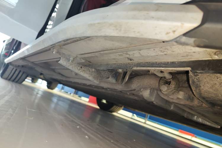 Used Hima AITO M5 2025 Extended-Range Ultra Rear-Wheel-Drive Version Right Side Sill