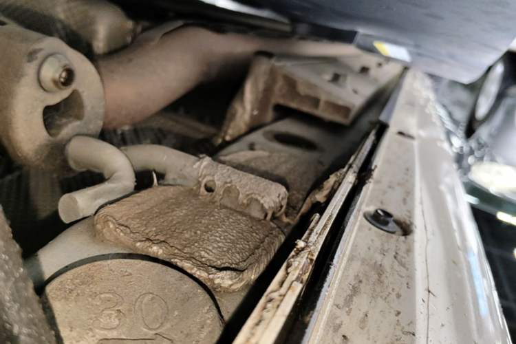 Used Hima AITO M5 2025 Extended-Range Ultra Rear-Wheel-Drive Version Right Side Sill