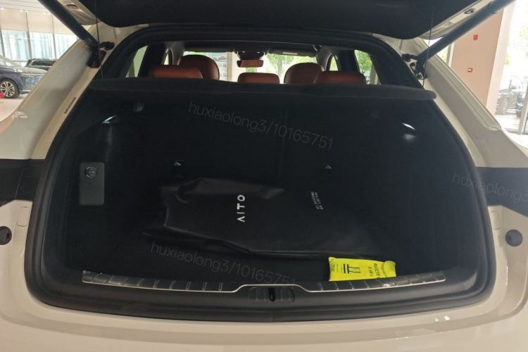 Used Hima AITO M5 2025 Extended-Range Ultra Rear-Wheel-Drive Version Trunk