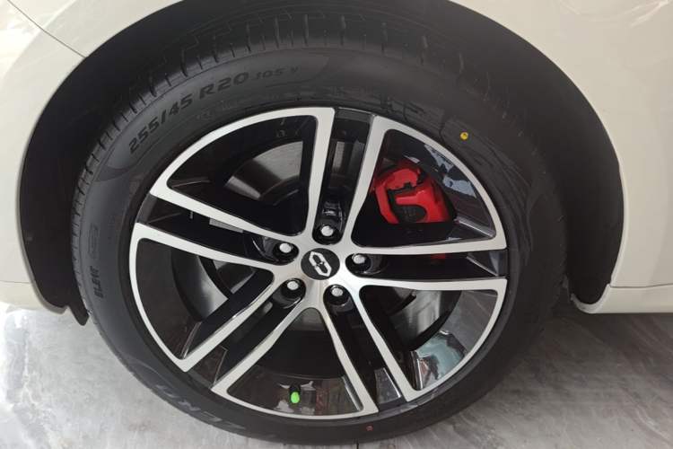 Used Hima AITO M5 2025 Extended-Range Ultra All-Wheel-Drive Version Exterior 4