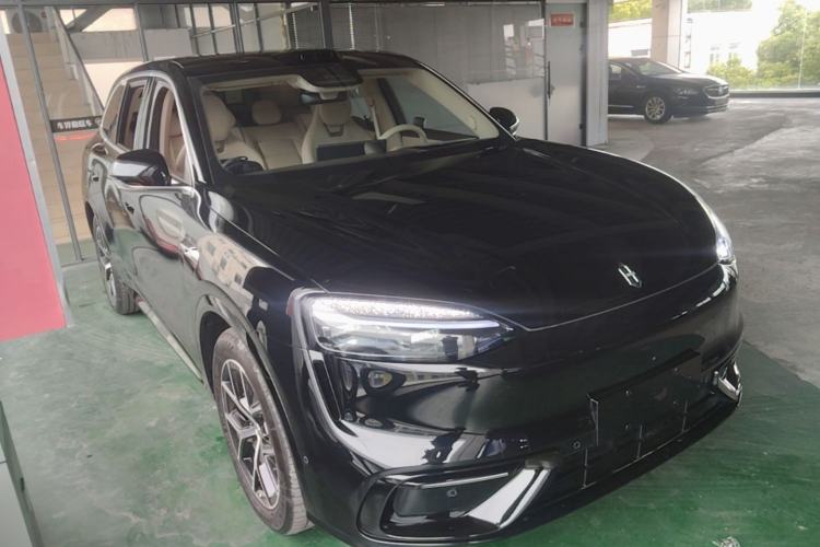 Used Hima AITO M6 2026 Model Range-Extended Max+ Four-Wheel Drive Front Right 45 Deg