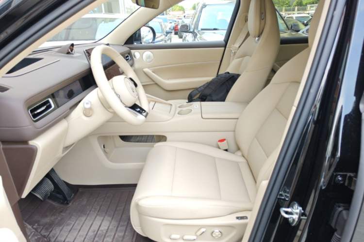 Used Hima AITO M6 2026 Model Range-Extended Max+ Four-Wheel Drive Left Front Seat