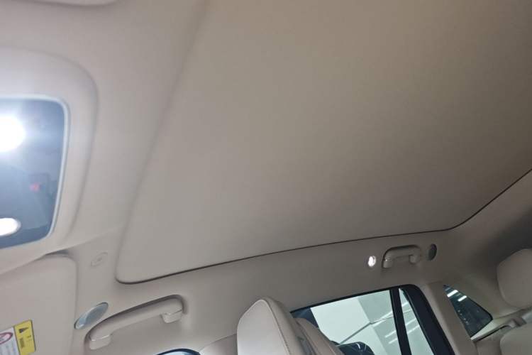 Used Hima AITO M6 2026 Model Range-Extended Ultra Four-Wheel Drive Headliner